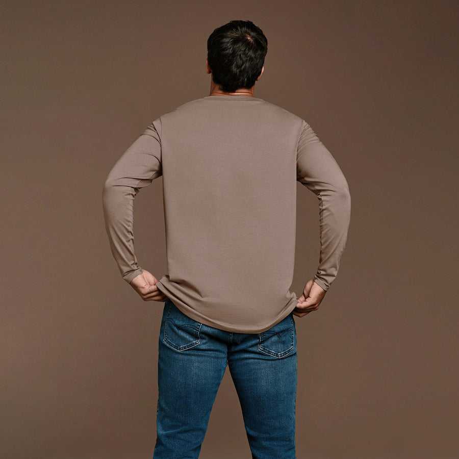 Men's Long Sleeve Curved Hem T-Shirt - Mocha - nuuds
