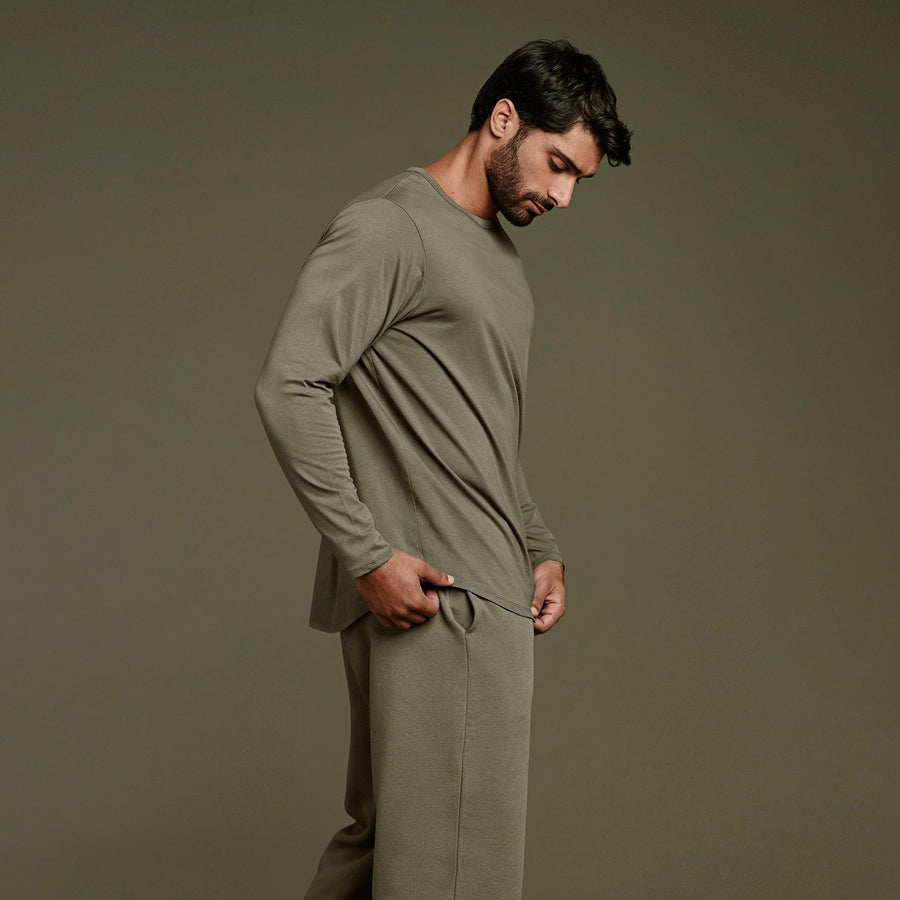 Men's Long Sleeve Curved Hem T-Shirt - Dark Olive - nuuds